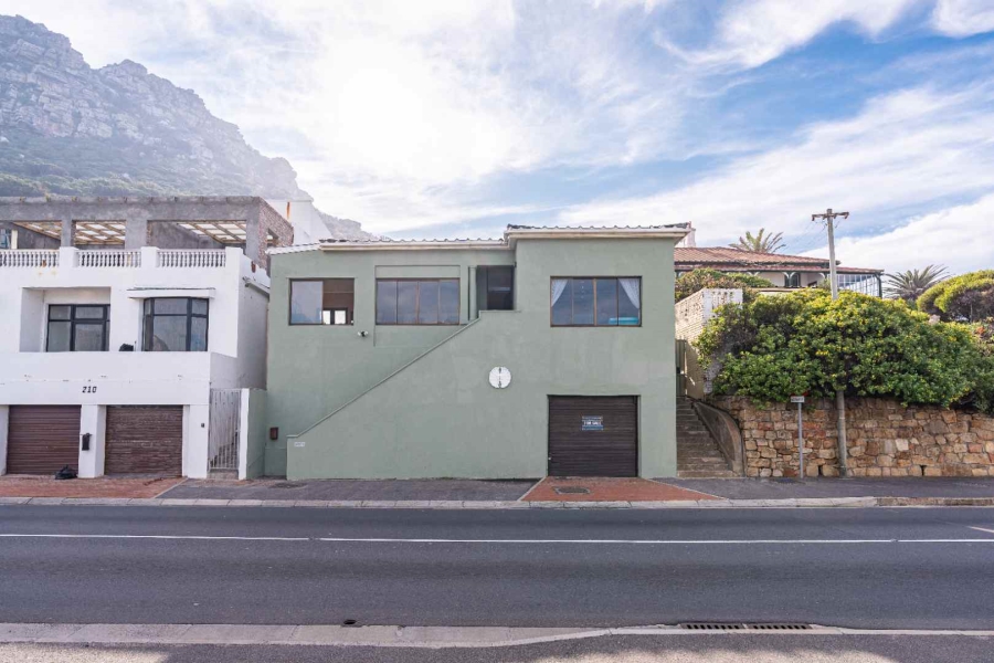 4 Bedroom Property for Sale in Kalk Bay Western Cape